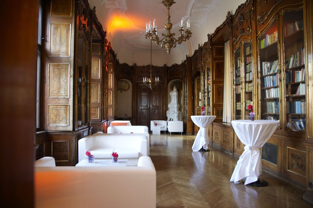 Palais Auersperg